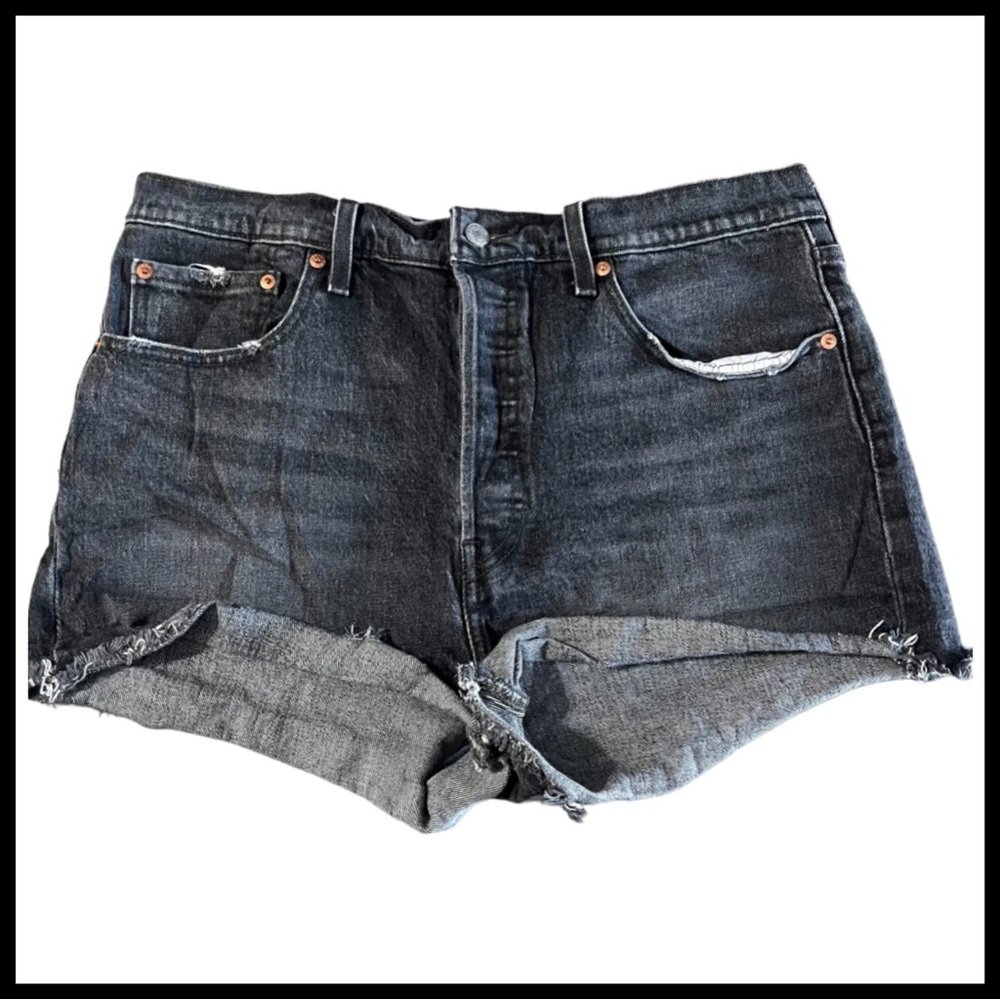LEVI’S 501 High-Rise Cutoff Jean Shorts
